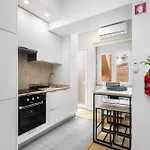 Cozy Apartment In Lisbon By Soulplaces